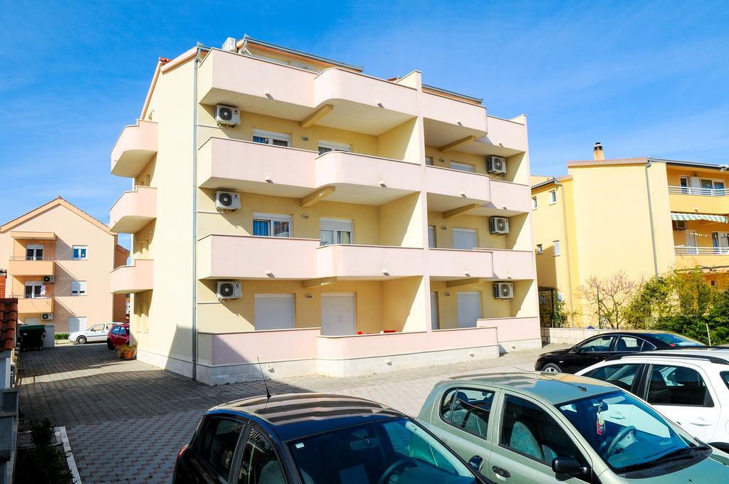 Apartments Rajic Split Ruang foto