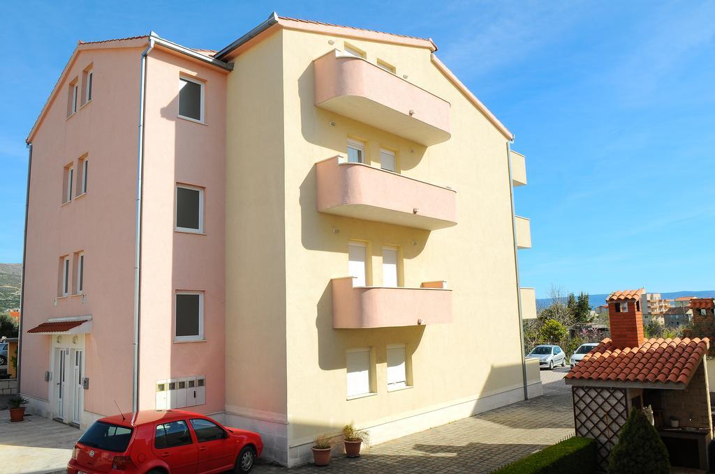 Apartments Rajic Split Ruang foto