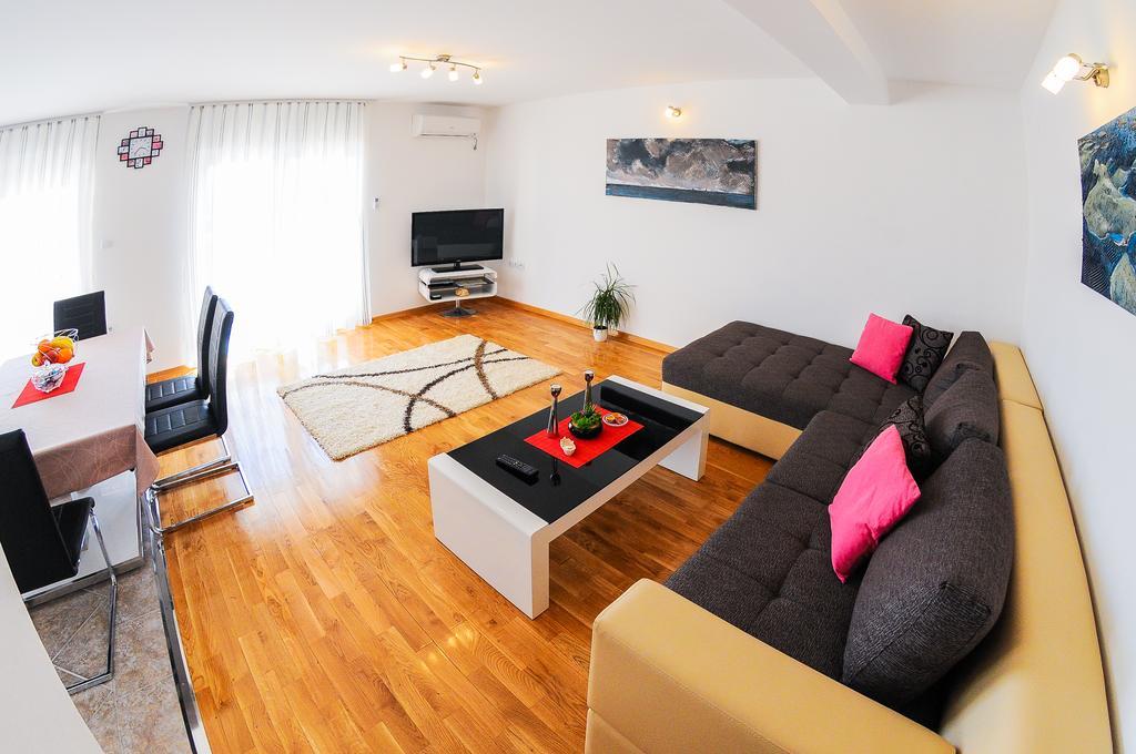 Apartments Rajic Split Bagian luar foto