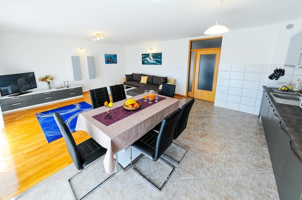 Apartments Rajic Split Bagian luar foto