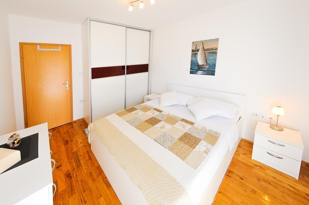 Apartments Rajic Split Bagian luar foto
