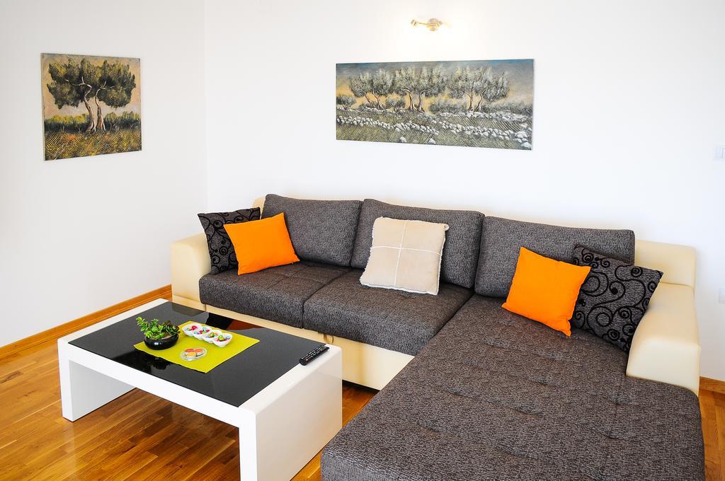 Apartments Rajic Split Bagian luar foto